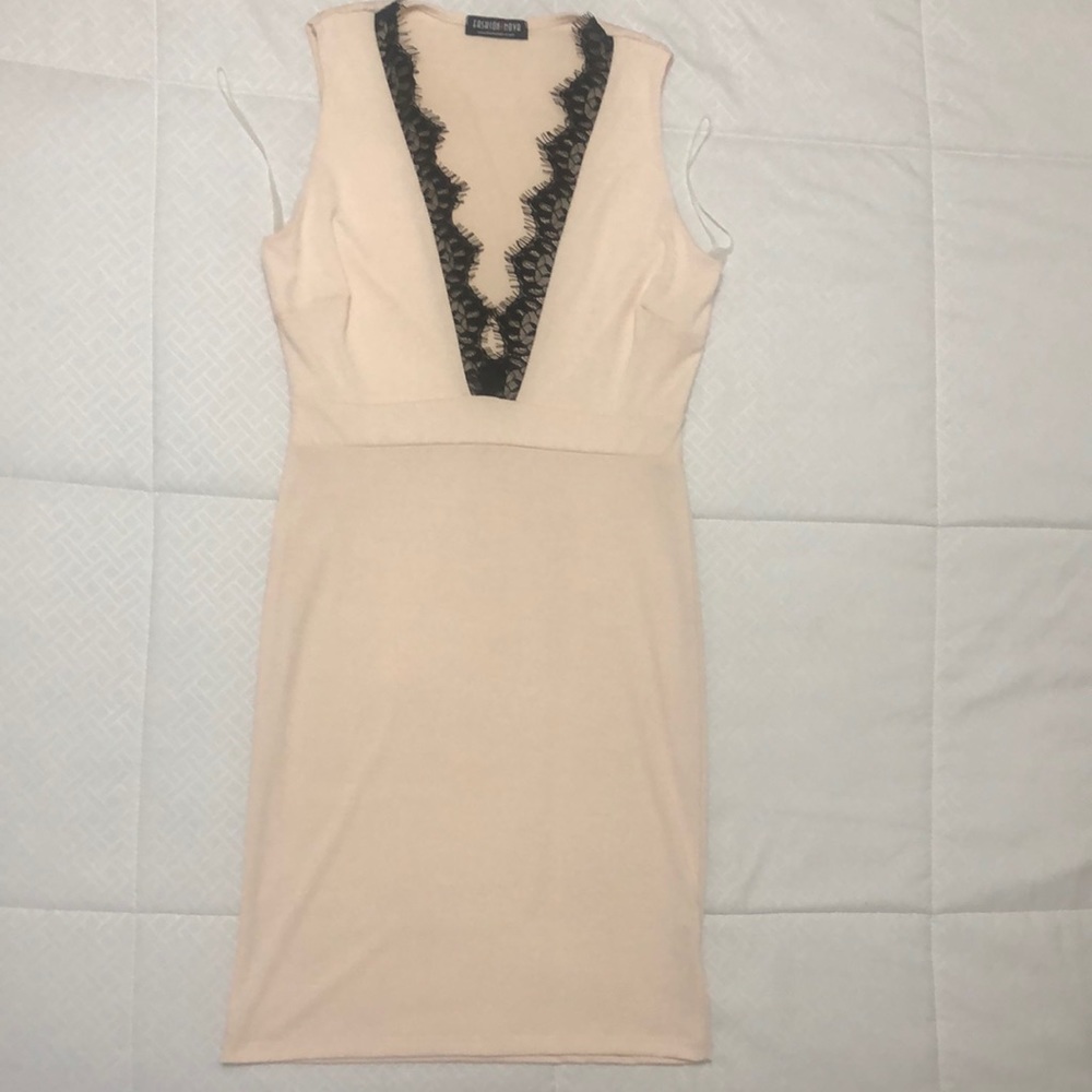 Tan dress, Fashion Nova size Medium